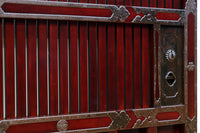 稀少波にうさぎ金具を纏う稀少全面金具能登蔵戸　G2515