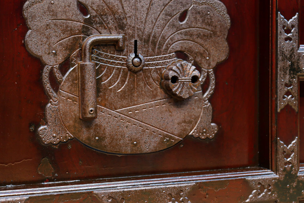 稀少波にうさぎ金具を纏う稀少全面金具能登蔵戸　G2515