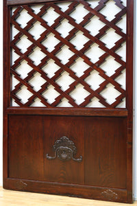 幅1098ミリ　透かし紋様と巾着金具で和の風情ある富山蔵戸　G2518