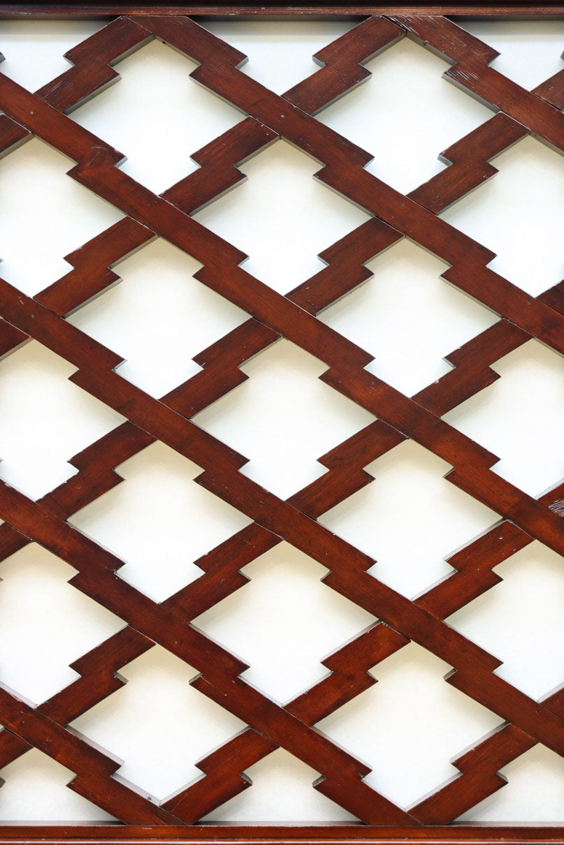 幅1098ミリ　透かし紋様と巾着金具で和の風情ある富山蔵戸　G2518