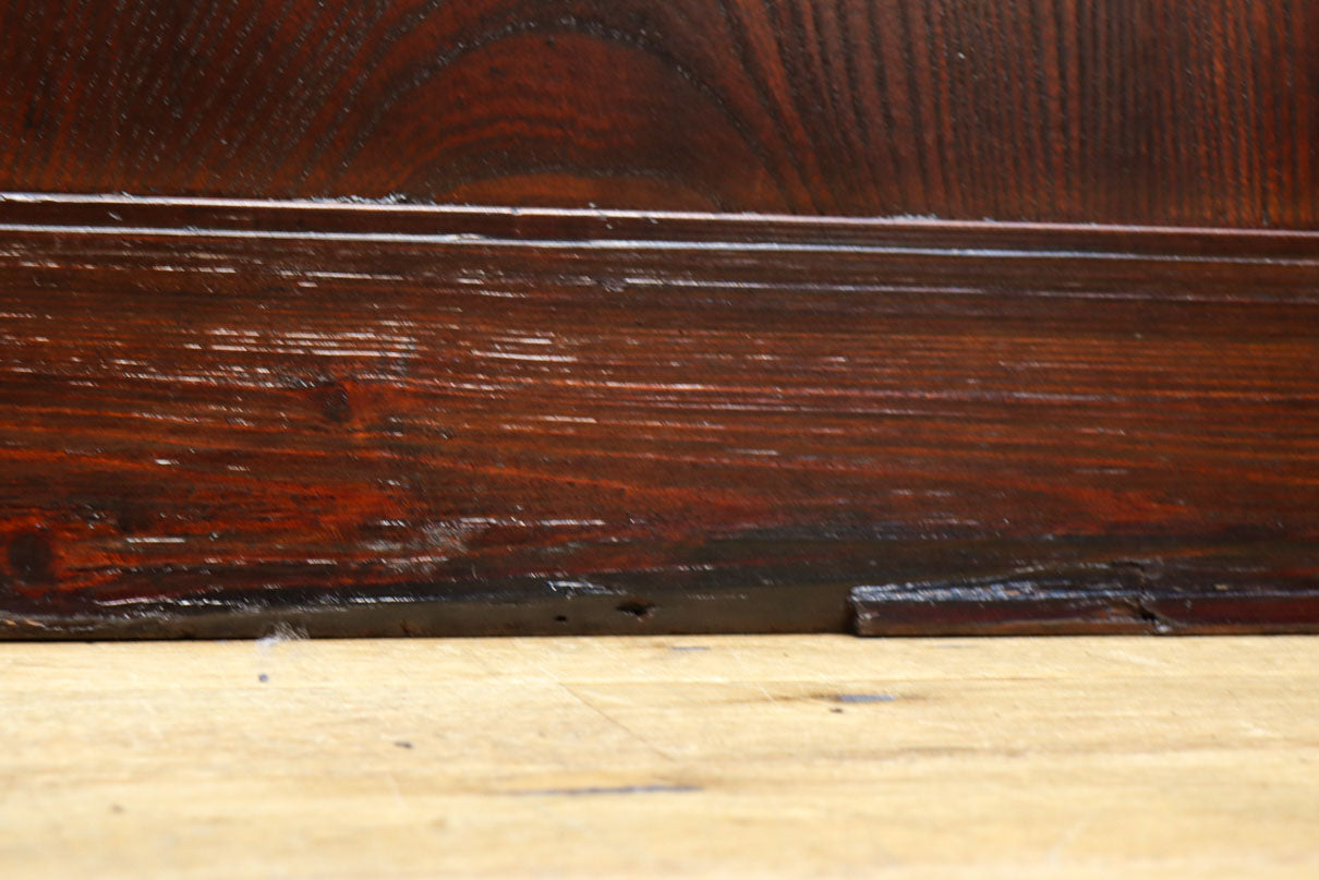 幅1098ミリ　透かし紋様と巾着金具で和の風情ある富山蔵戸　G2518