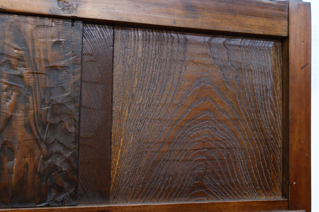 幅1098ミリ　透かし紋様と巾着金具で和の風情ある富山蔵戸　G2518