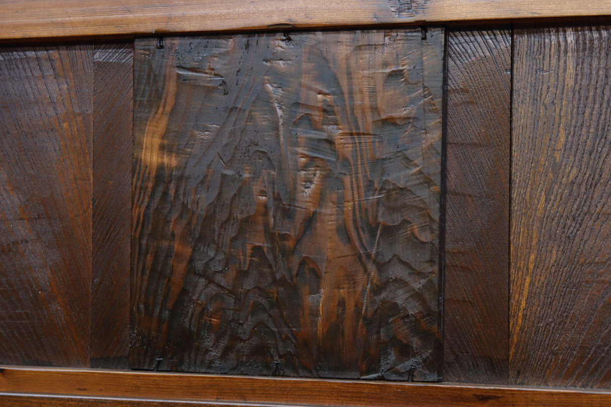 幅1098ミリ　透かし紋様と巾着金具で和の風情ある富山蔵戸　G2518