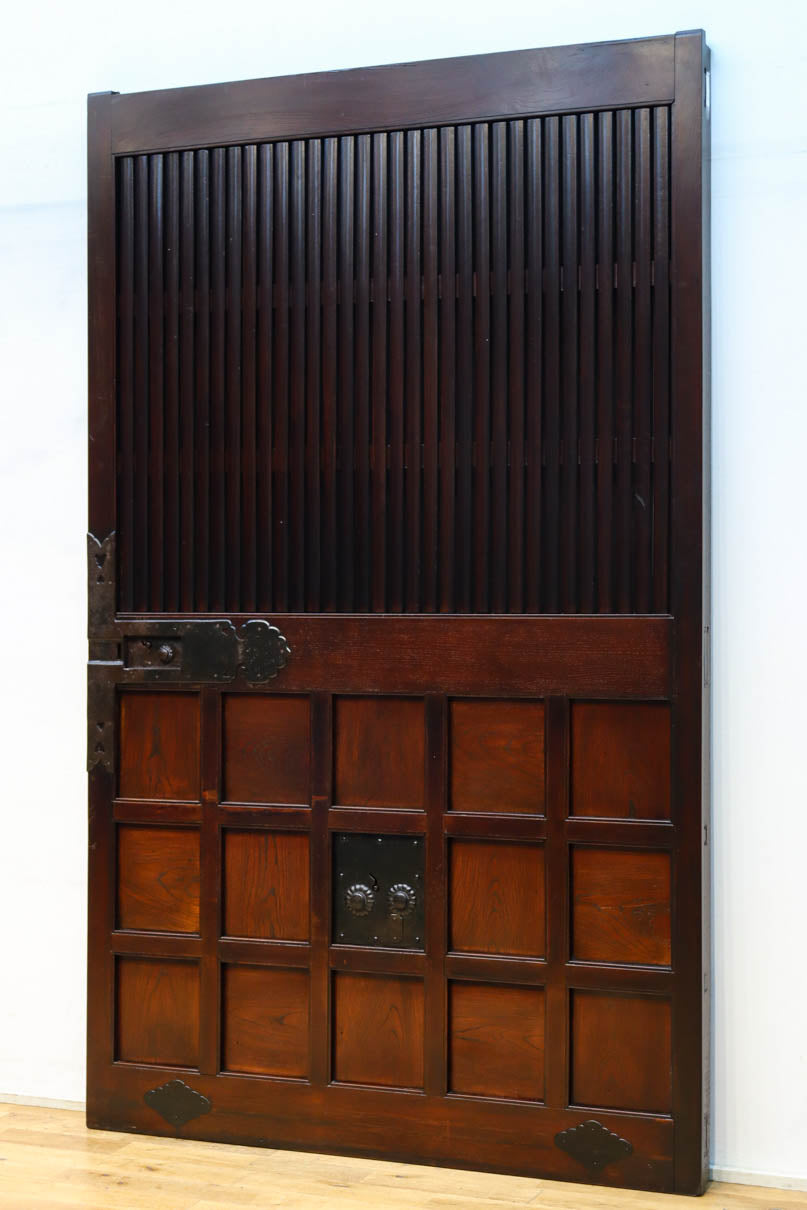 幅1235 高さ2015　風格溢れる見事な総欅能登蔵戸　G2519