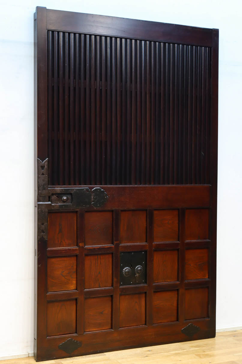 幅1235 高さ2015　風格溢れる見事な総欅能登蔵戸　G2519