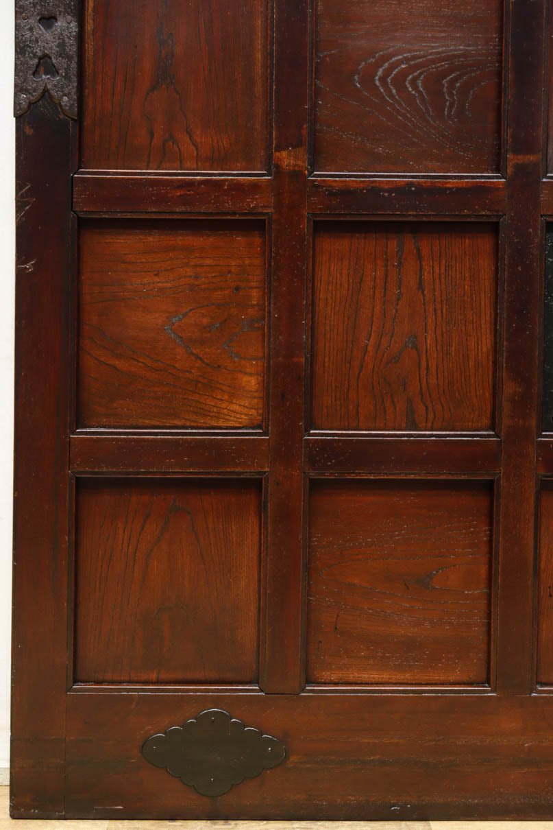 幅1235 高さ2015　風格溢れる見事な総欅能登蔵戸　G2519