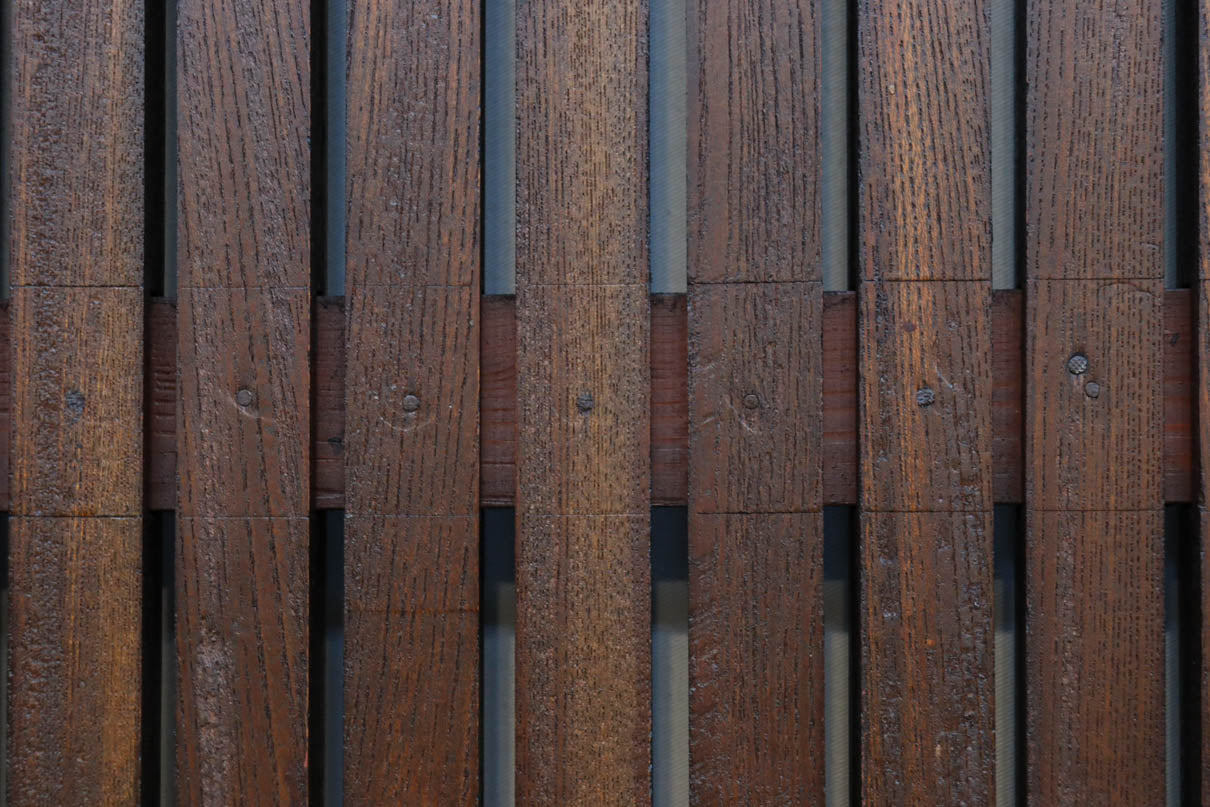 幅1235 高さ2015　風格溢れる見事な総欅能登蔵戸　G2519