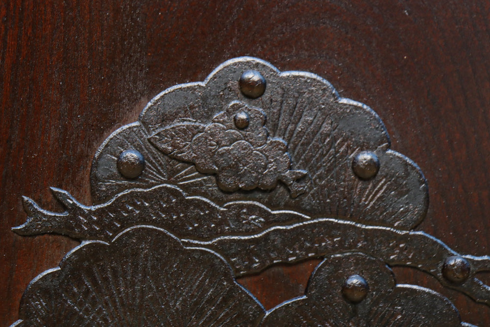 幅1200ミリ 三つ重ね松葉金具で格調ある格子庄内蔵戸　G2522