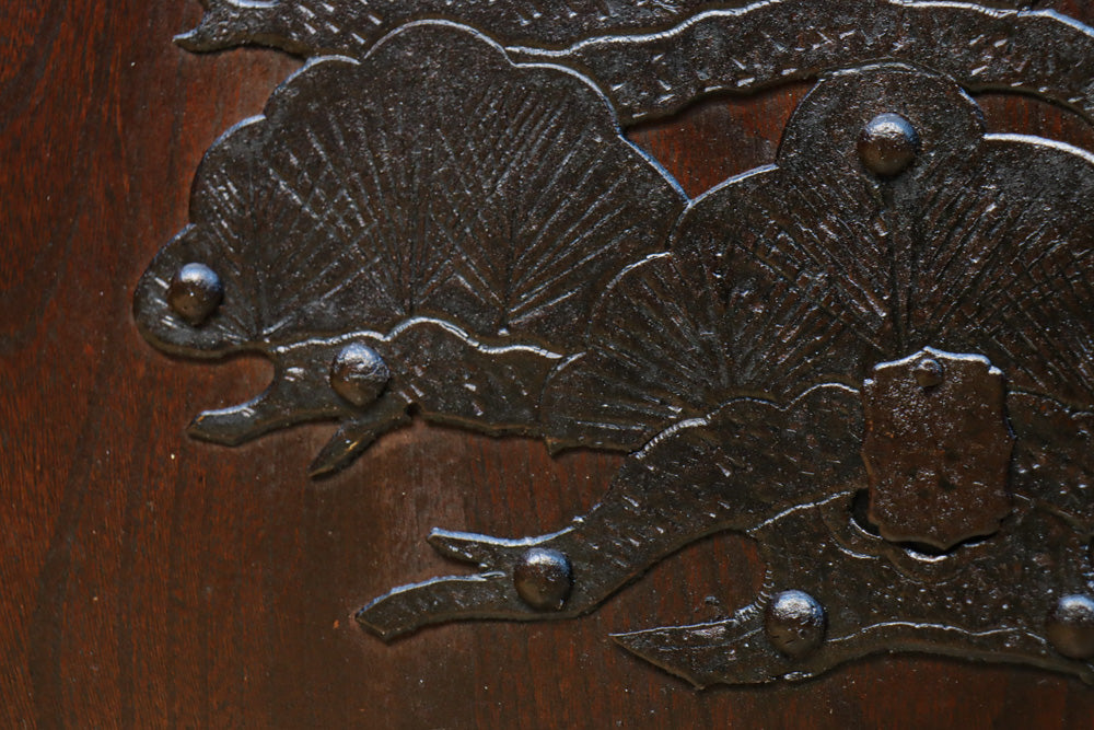 幅1200ミリ 三つ重ね松葉金具で格調ある格子庄内蔵戸　G2522