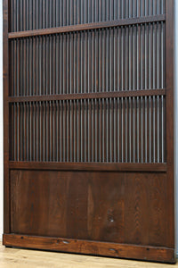 幅1200ミリ 三つ重ね松葉金具で格調ある格子庄内蔵戸　G2522