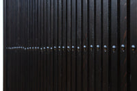 幅1136ミリ　時代を経た風合いを纏った貫録溢れる格子蔵戸　G2527