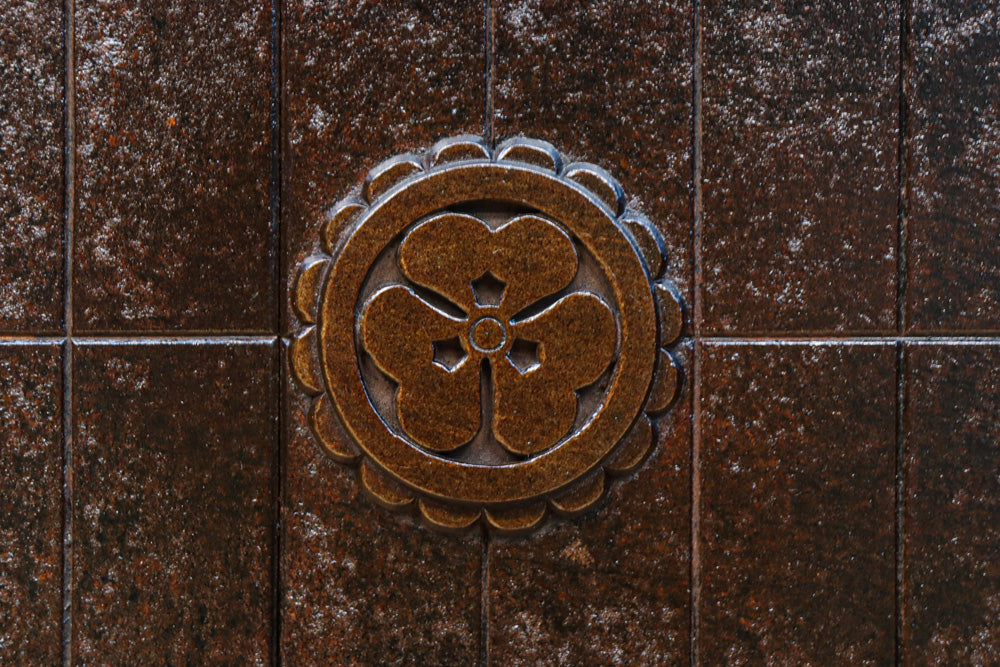 稀少幅960ミリ　スリム幅!! 時代を重ねた風格の気品漂う総けやき金沢格子蔵戸　G2529