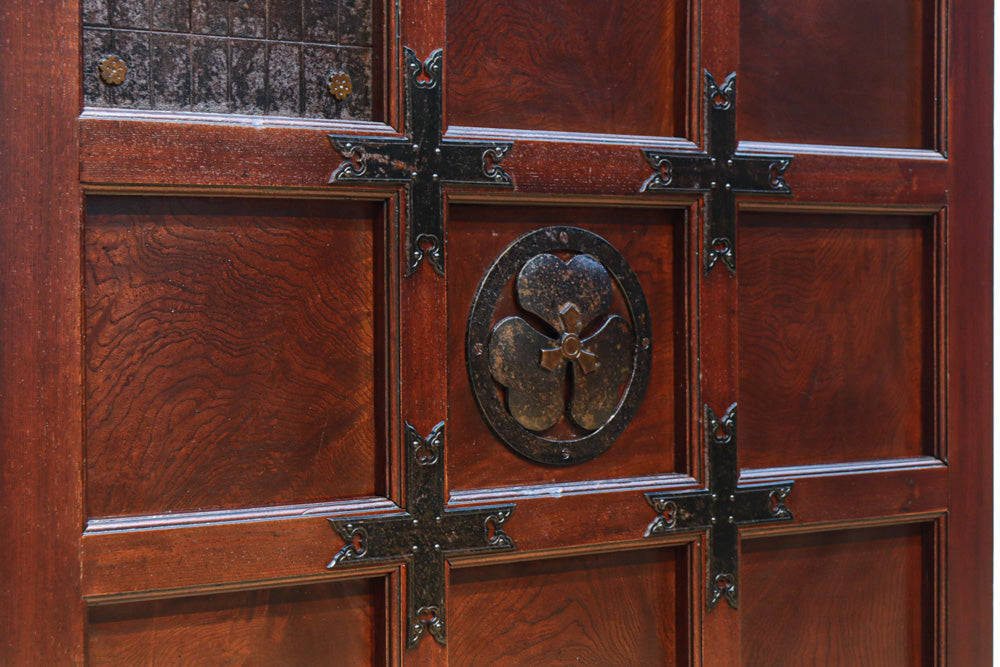 稀少幅960ミリ　スリム幅!! 時代を重ねた風格の気品漂う総けやき金沢格子蔵戸　G2529