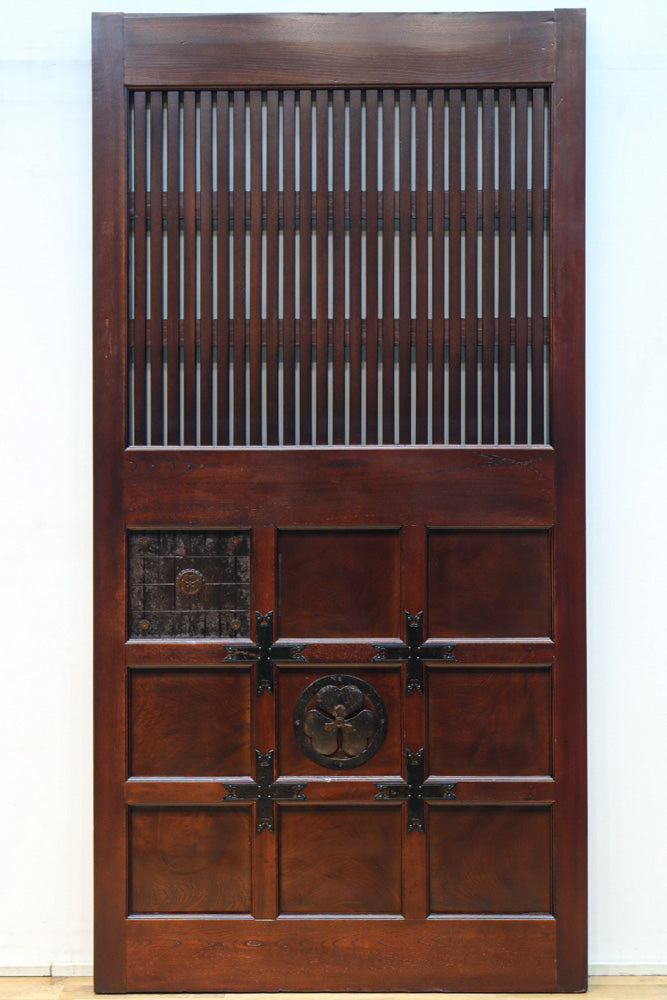 稀少幅960ミリ　スリム幅!! 時代を重ねた風格の気品漂う総けやき金沢格子蔵戸　G2529