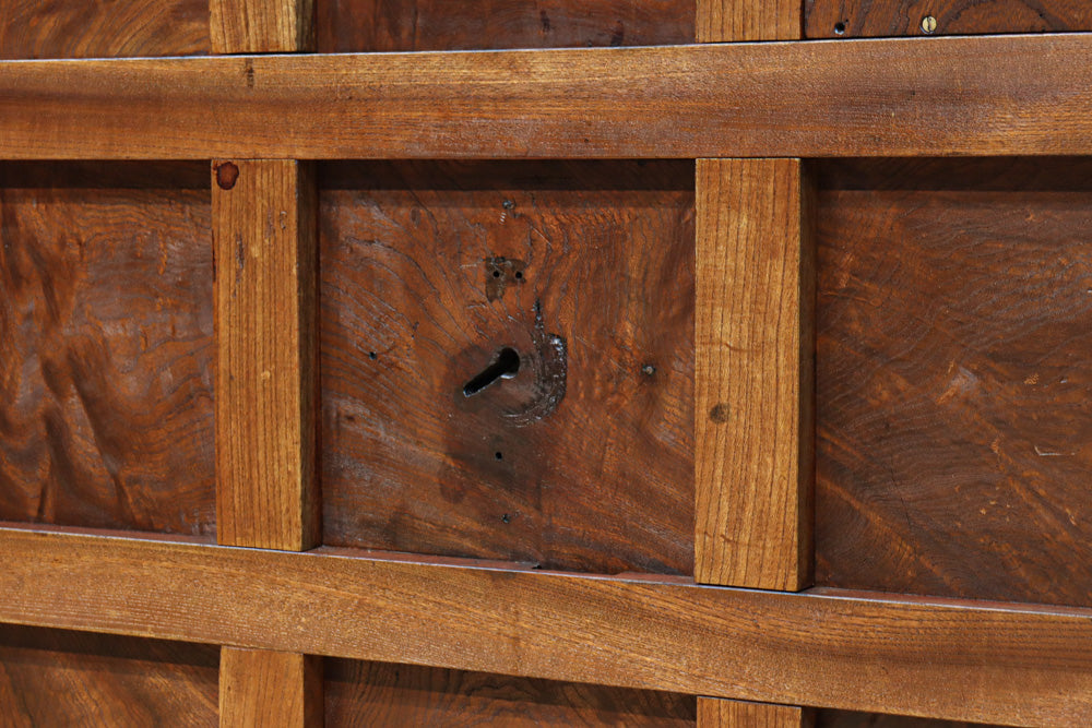 稀少幅960ミリ　スリム幅!! 時代を重ねた風格の気品漂う総けやき金沢格子蔵戸　G2529