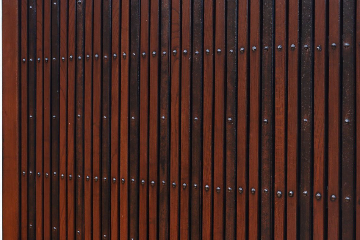 幅1195ミリ　うさぎ金具の可愛らしい表情に心和む気品ある大珍品総欅富山蔵戸　G2530