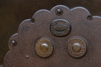 幅1150ミリ、高さ2010ミリ　時代を経た鉄素材が味わい深い総欅富山蔵戸　G2531