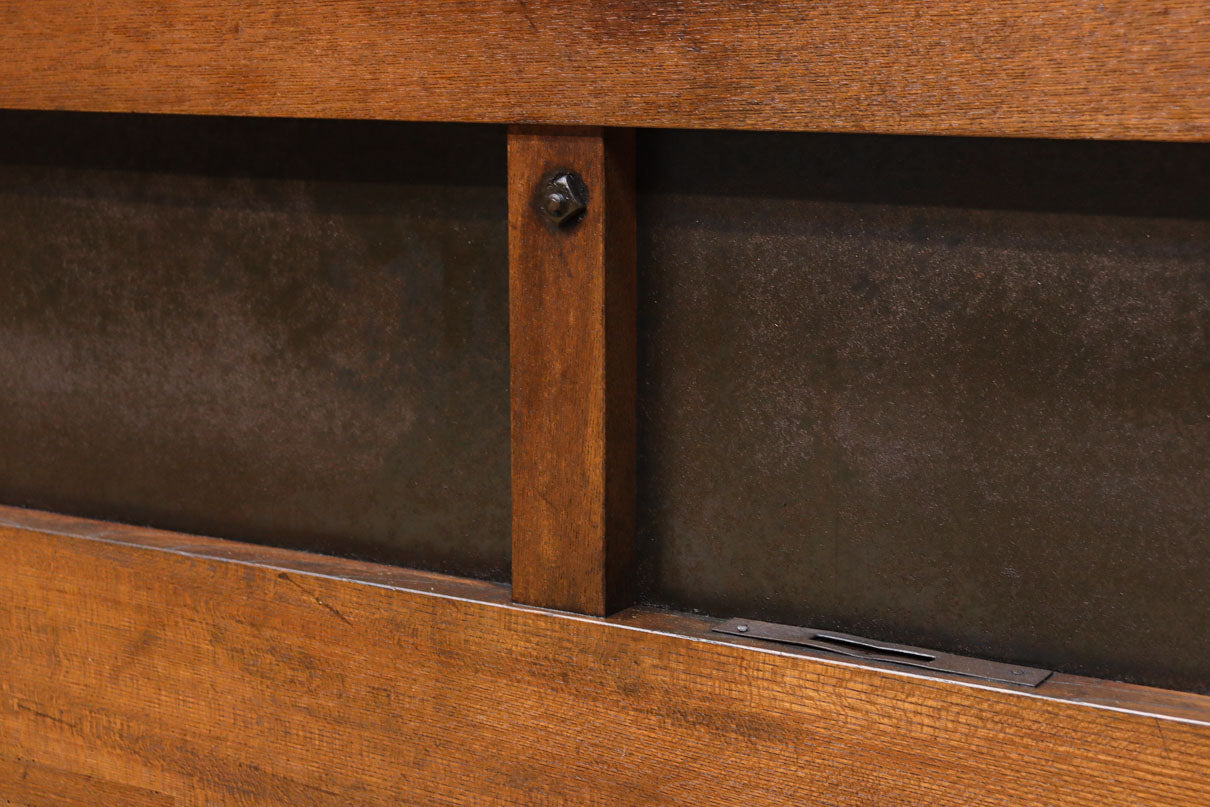 幅1150ミリ、高さ2010ミリ　時代を経た鉄素材が味わい深い総欅富山蔵戸　G2531