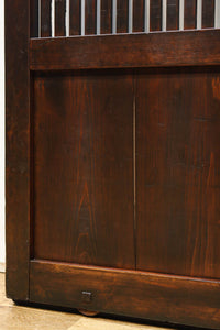 幅1068ミリ、高さ1952ミリ　縁起の良い大黒様の金具が印象的な格子蔵戸　G2534