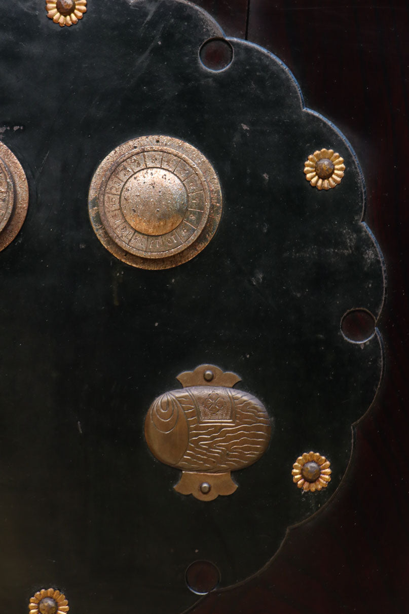 幅1090ミリ　漆の美しい風合いに包まれた富山蔵戸　G2536