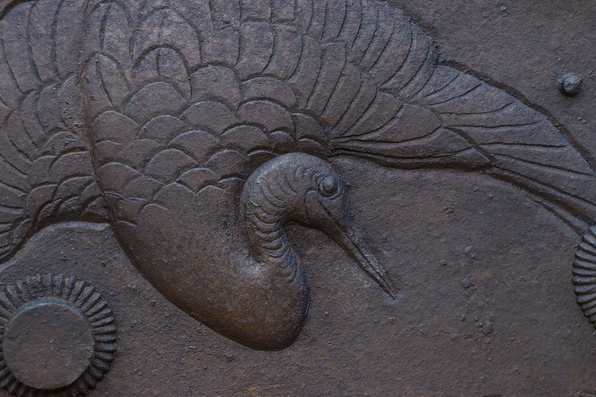 幅1236ミリ　縁起物を描いた迫力の金具が存在感を放つ重厚な庄内蔵戸　G2538