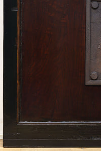 幅1236ミリ　縁起物を描いた迫力の金具が存在感を放つ重厚な庄内蔵戸　G2538