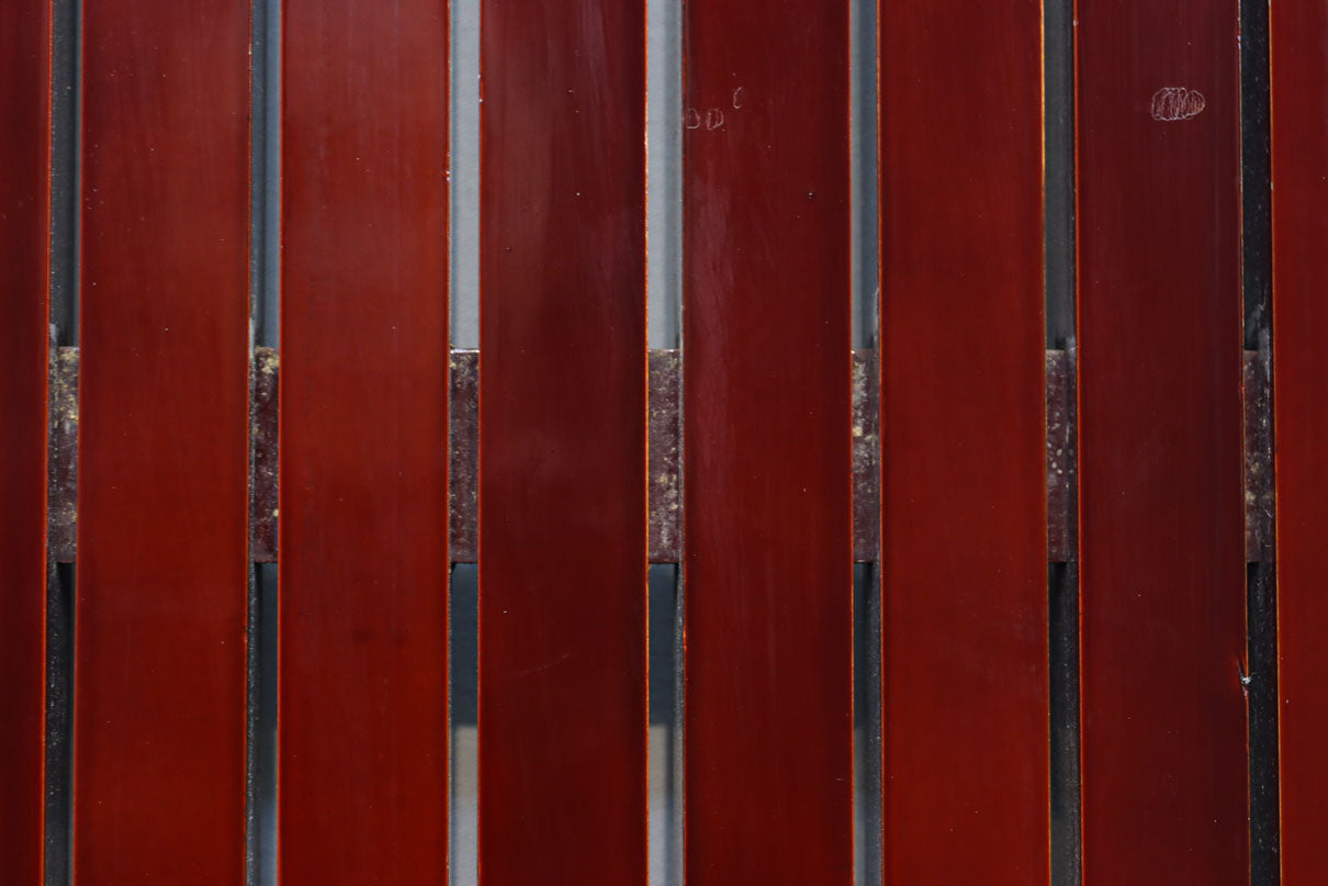 1238ミリ　上品な漆の色艶に装飾金具が輝きを放つ絢爛豪華富山蔵戸　G2540