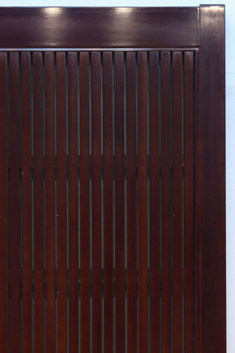 1238ミリ　上品な漆の色艶に装飾金具が輝きを放つ絢爛豪華富山蔵戸　G2540