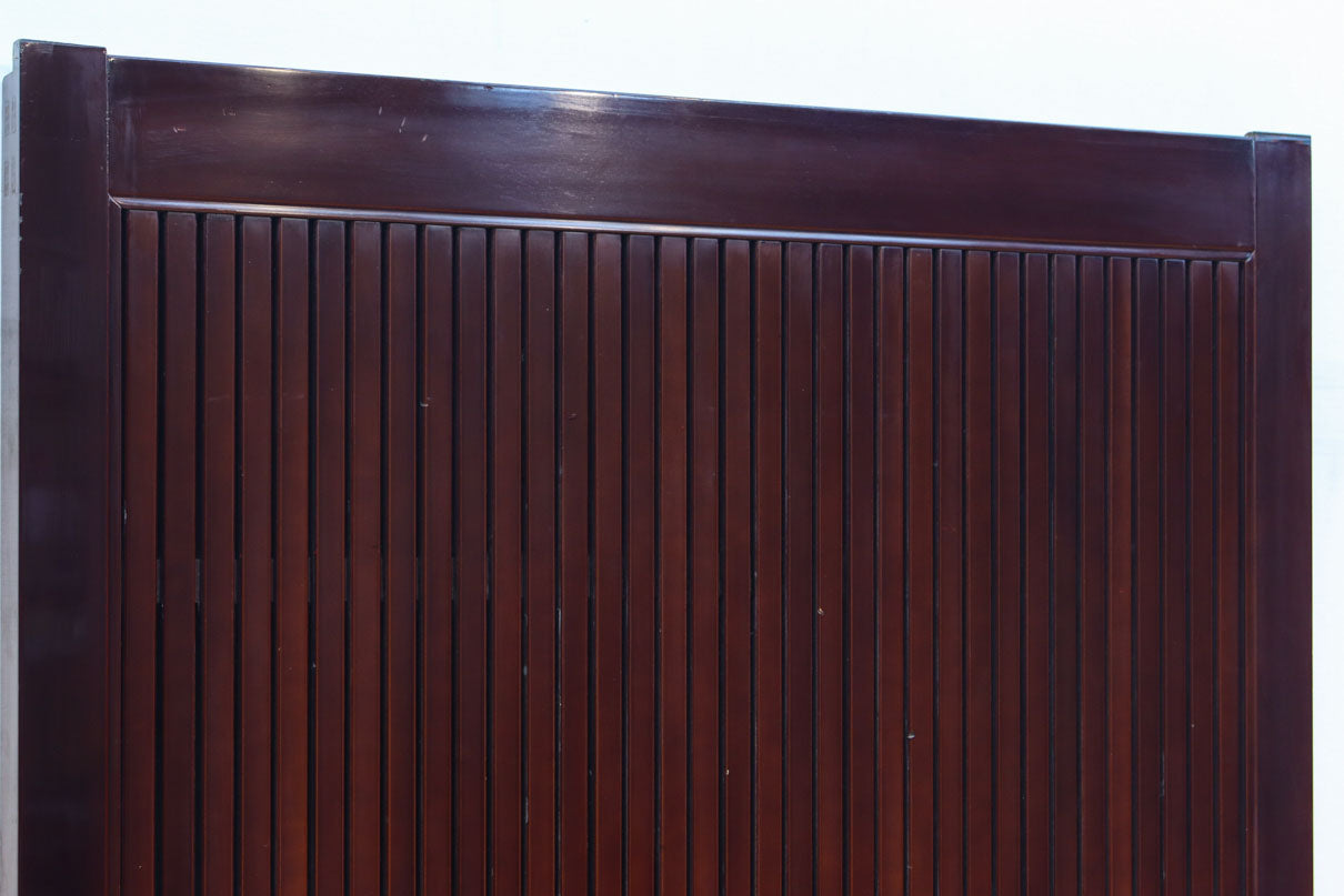 1238ミリ　上品な漆の色艶に装飾金具が輝きを放つ絢爛豪華富山蔵戸　G2540