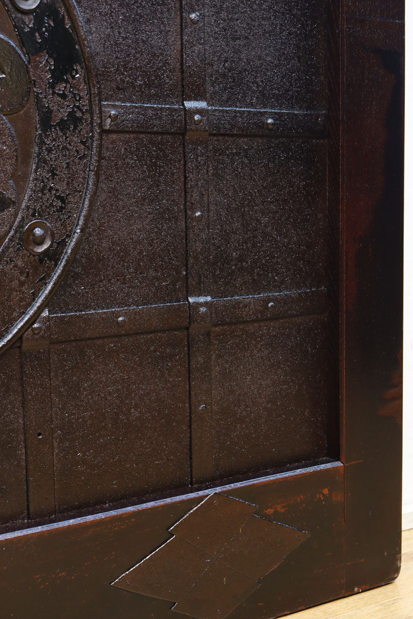 幅1178ミリ高さ2015ミリ！！　鉄金具を多用した重厚感溢れる総欅富山蔵戸　G2541