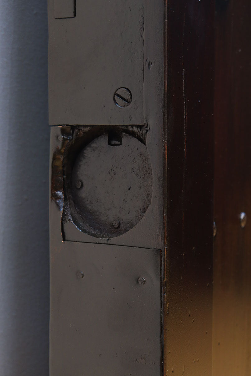 幅1352 高さ2000ミリ 深みのある色彩で貫禄溢れる味わい深い重厚な富山蔵戸　G2542