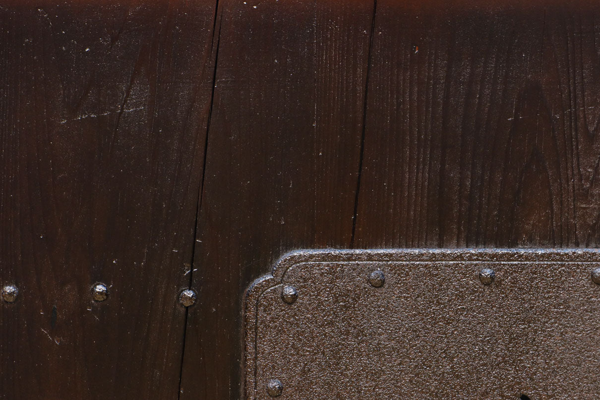 幅1352 高さ2000ミリ 深みのある色彩で貫禄溢れる味わい深い重厚な富山蔵戸　G2542