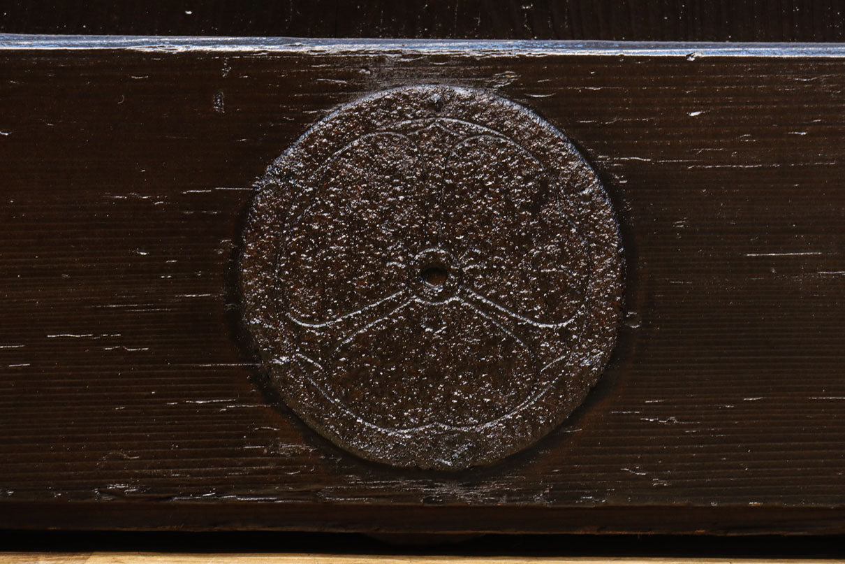 幅1352 高さ2000ミリ 深みのある色彩で貫禄溢れる味わい深い重厚な富山蔵戸　G2542