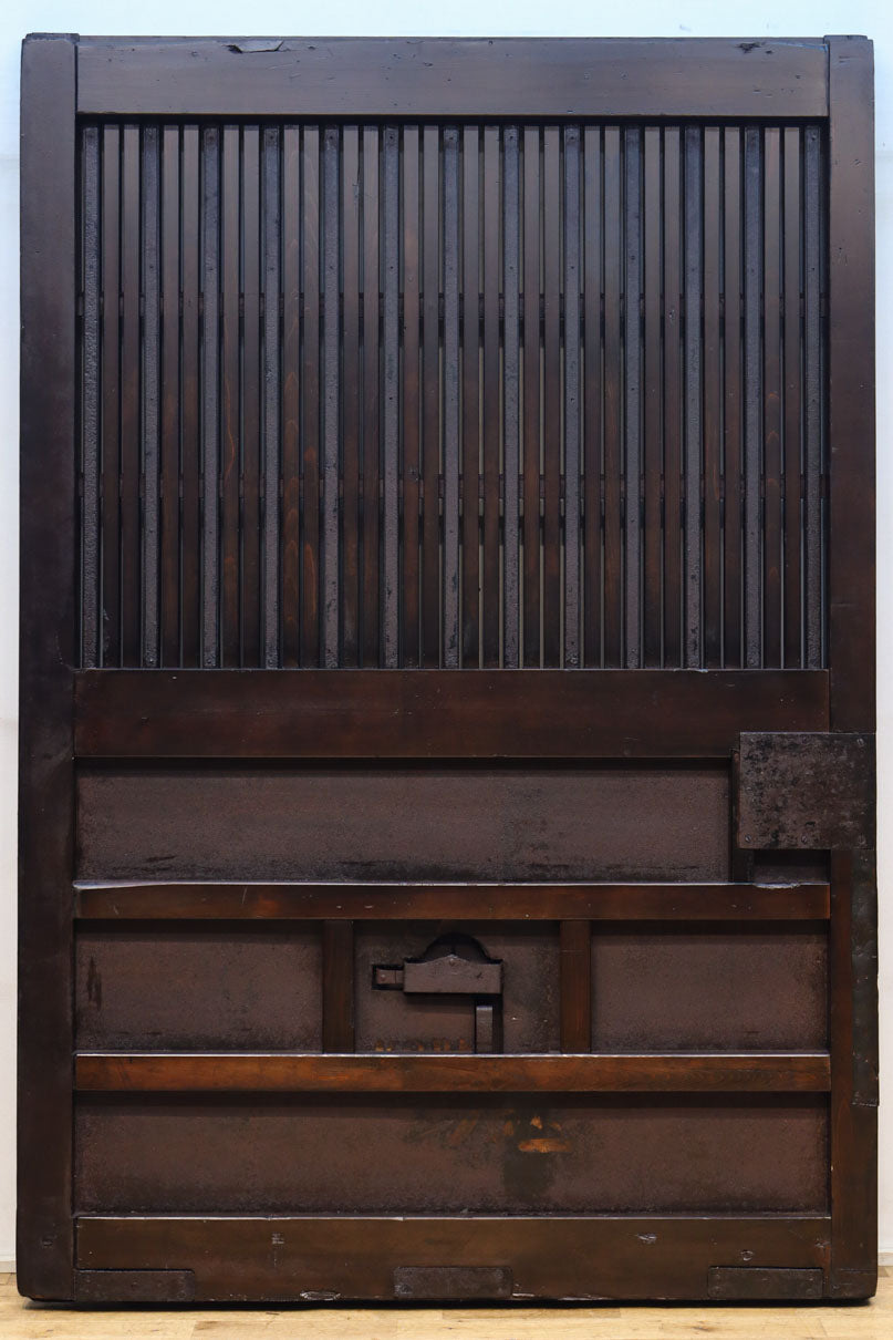 幅1352 高さ2000ミリ 深みのある色彩で貫禄溢れる味わい深い重厚な富山蔵戸　G2542