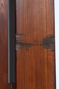 1026ミリ　上品な色艶に見事な真鍮製の巾着金具が佇む格子造りの富山蔵戸　G2543