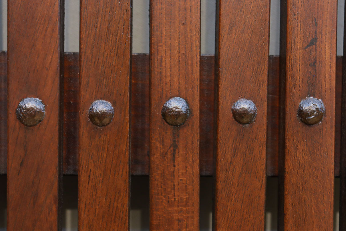 幅900ミリ　スリム幅!! 上品な漆の艶色に装飾金具が華を添える総欅格子蔵戸　G2548