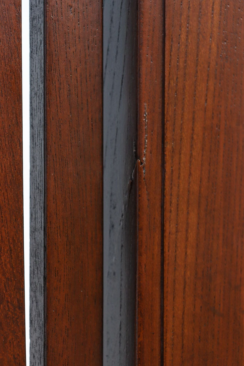 幅900ミリ　スリム幅!! 上品な漆の艶色に装飾金具が華を添える総欅格子蔵戸　G2548