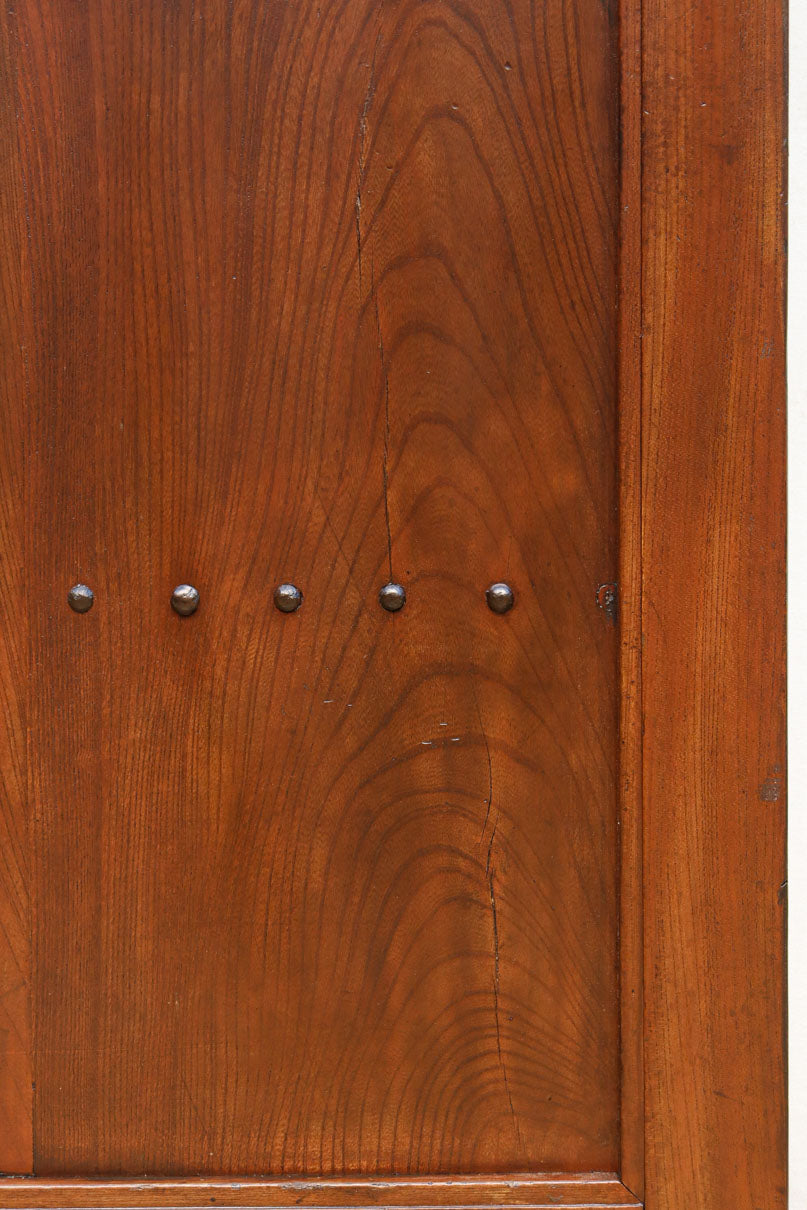 幅900ミリ　スリム幅!! 上品な漆の艶色に装飾金具が華を添える総欅格子蔵戸　G2548