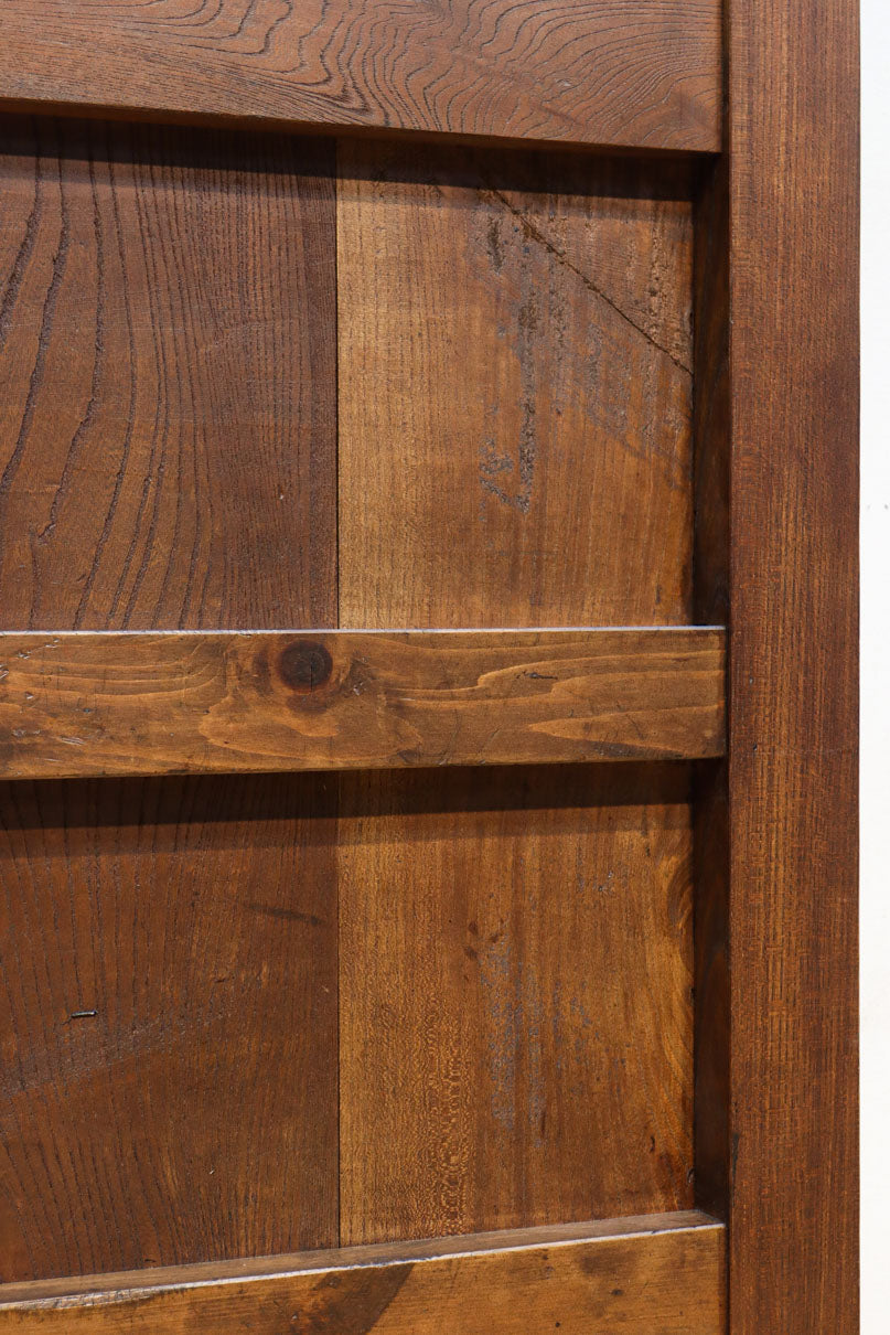 幅900ミリ　スリム幅!! 上品な漆の艶色に装飾金具が華を添える総欅格子蔵戸　G2548