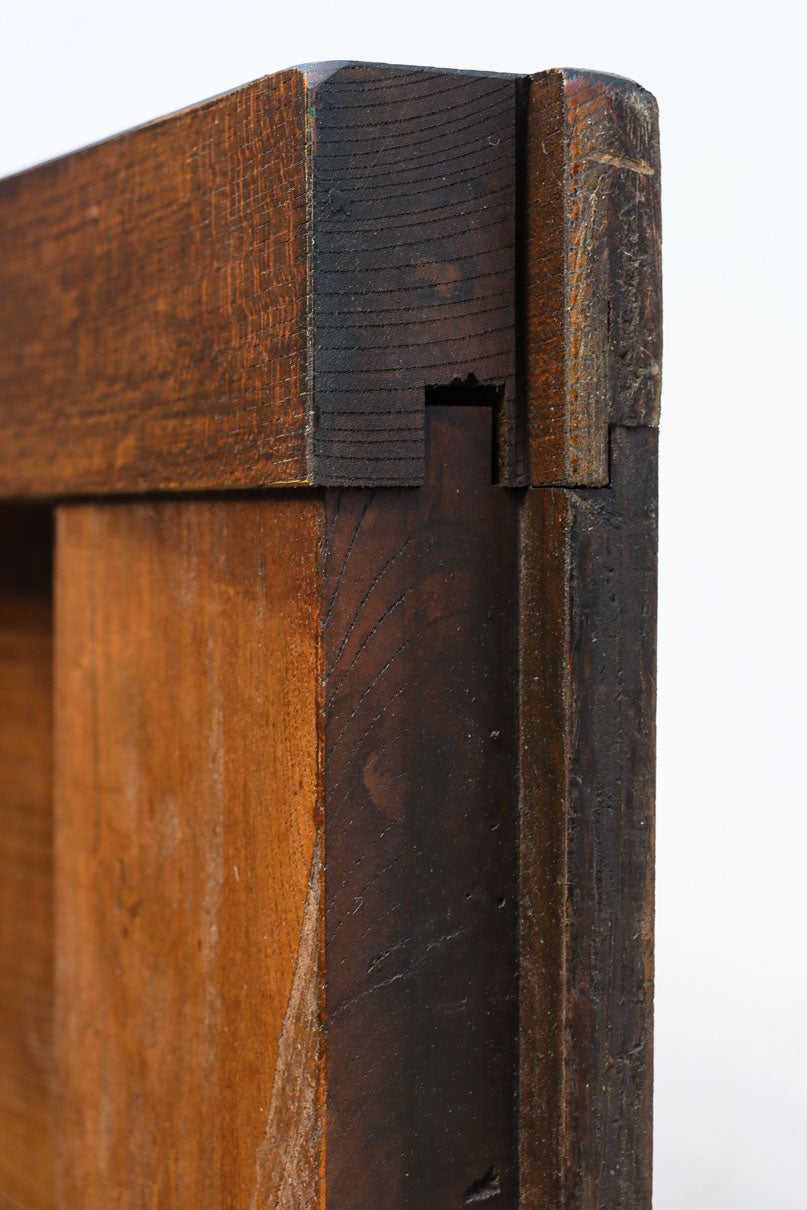 幅900ミリ　スリム幅!! 上品な漆の艶色に装飾金具が華を添える総欅格子蔵戸　G2548