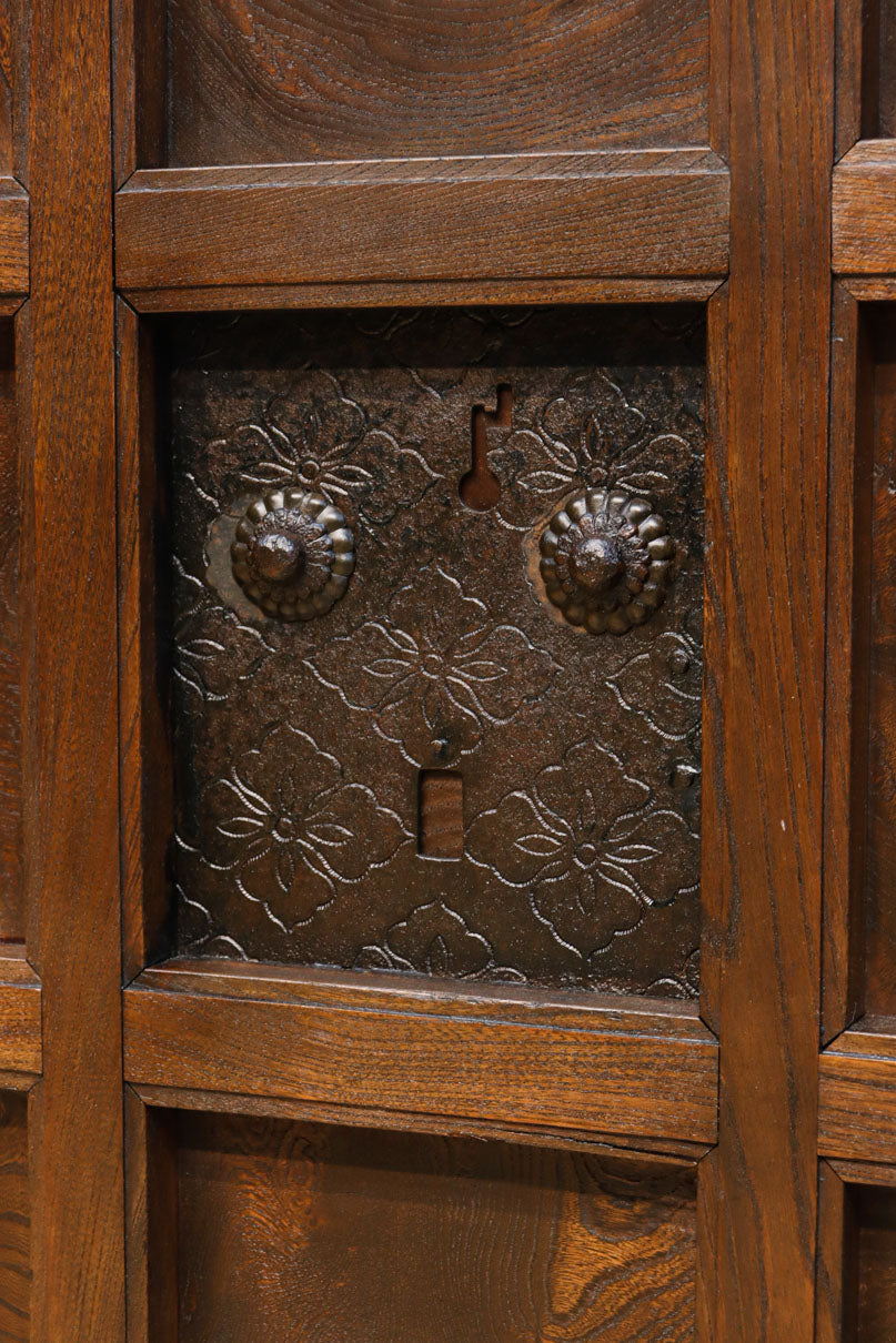 幅781ミリ　スリム幅!! 丸面格子が美しい眺めを見せる蔵戸　G2549