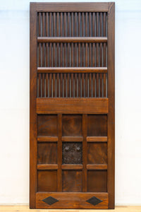 幅781ミリ　スリム幅!! 丸面格子が美しい眺めを見せる蔵戸　G2549