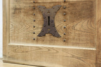 幅850ミリ　稀少幅!! 古色が加わった風合い豊かな木地色の総欅格子蔵戸　G2550