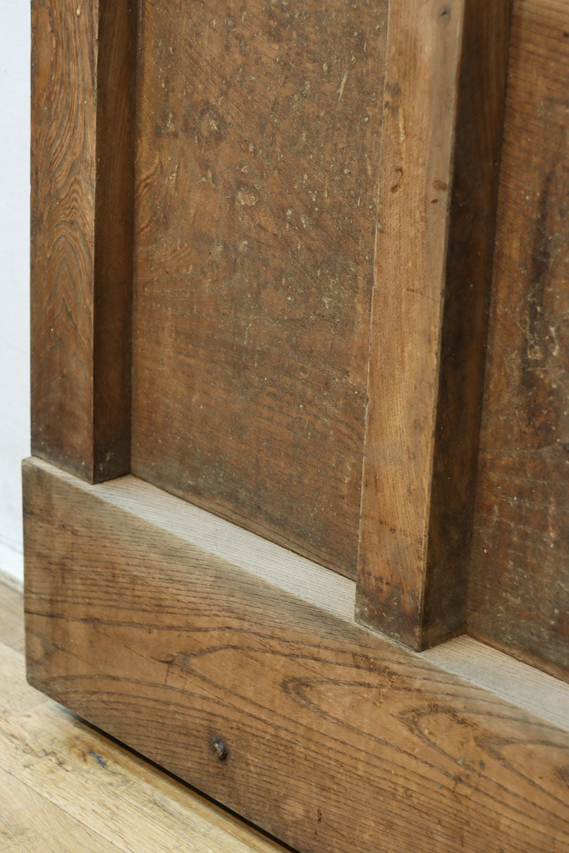 幅850ミリ　稀少幅!! 古色が加わった風合い豊かな木地色の総欅格子蔵戸　G2550