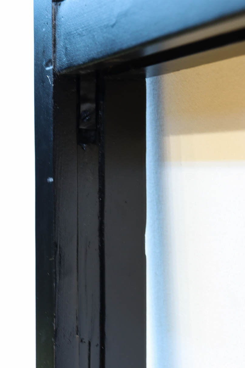 1058ミリ　堅牢な格子づくりで和の趣きある格子くぐり戸(裏面アクリル入り)　G2551