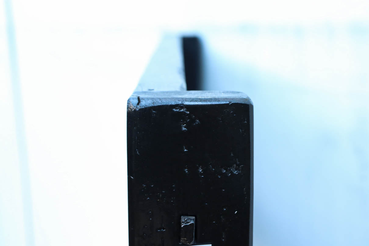 1058ミリ　堅牢な格子づくりで和の趣きある格子くぐり戸(裏面アクリル入り)　G2551