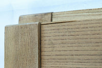 幅1218ミリ　穏やかな木地色の枯れ具合が味わい深い総欅格子蔵戸　G2552