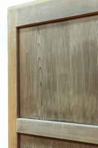 幅1112ミリ　平格子の様な面持ちある堅牢な作りの蔵戸　G2553