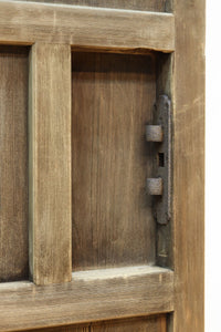 幅1112ミリ　平格子の様な面持ちある堅牢な作りの蔵戸　G2553