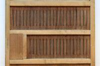 幅1112ミリ　平格子の様な面持ちある堅牢な作りの蔵戸　G2553